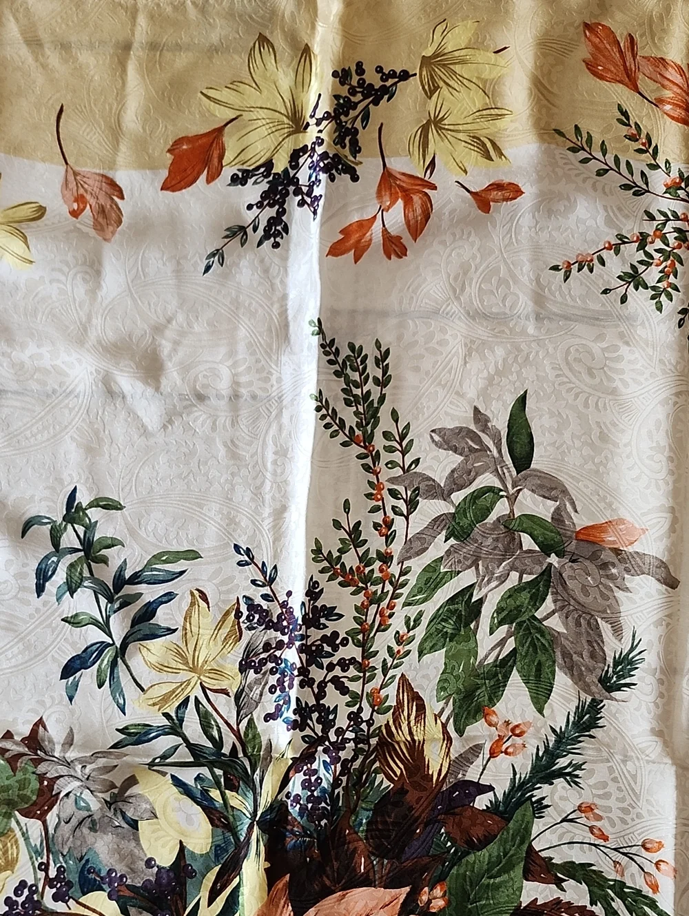 Anne Klein Bouquet In Vase Design Silk Square Scarf